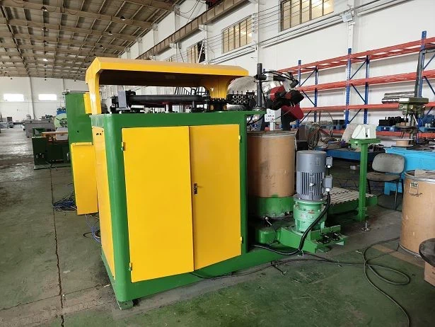 Pengeluar Mesin Pembungkus Drum